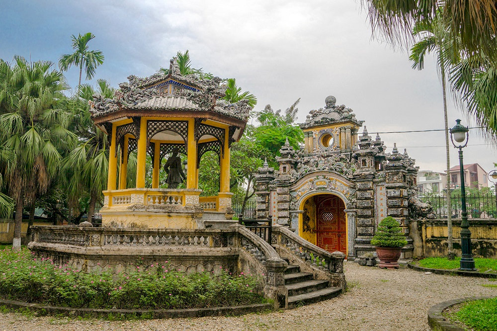 Đình Trung Lập